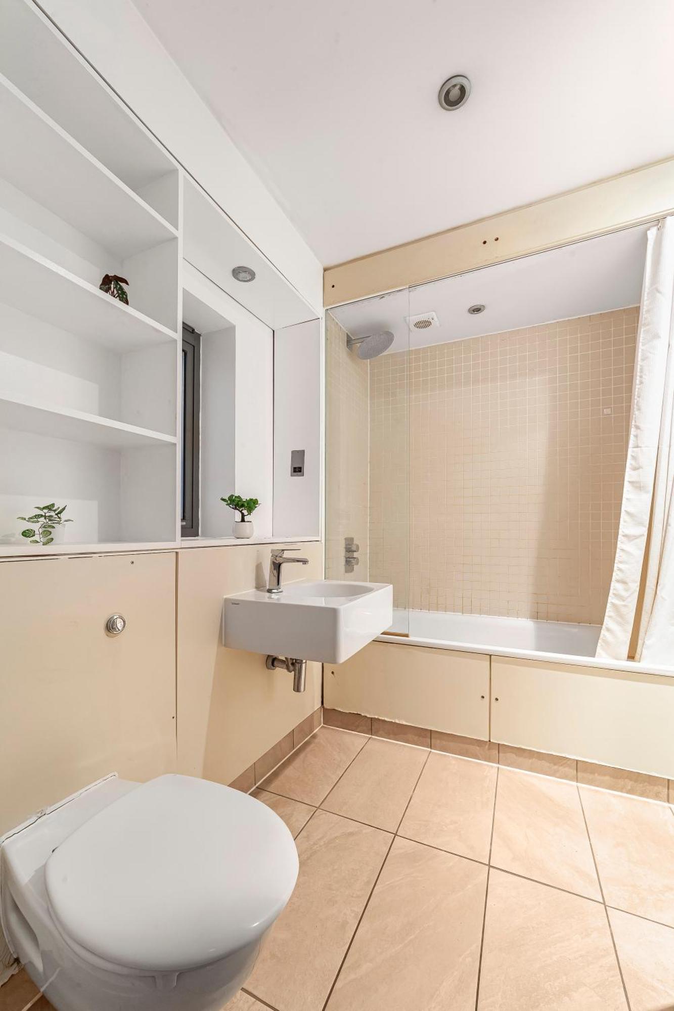The Haggerston Luxury Collection Apartment Wembley Exterior photo