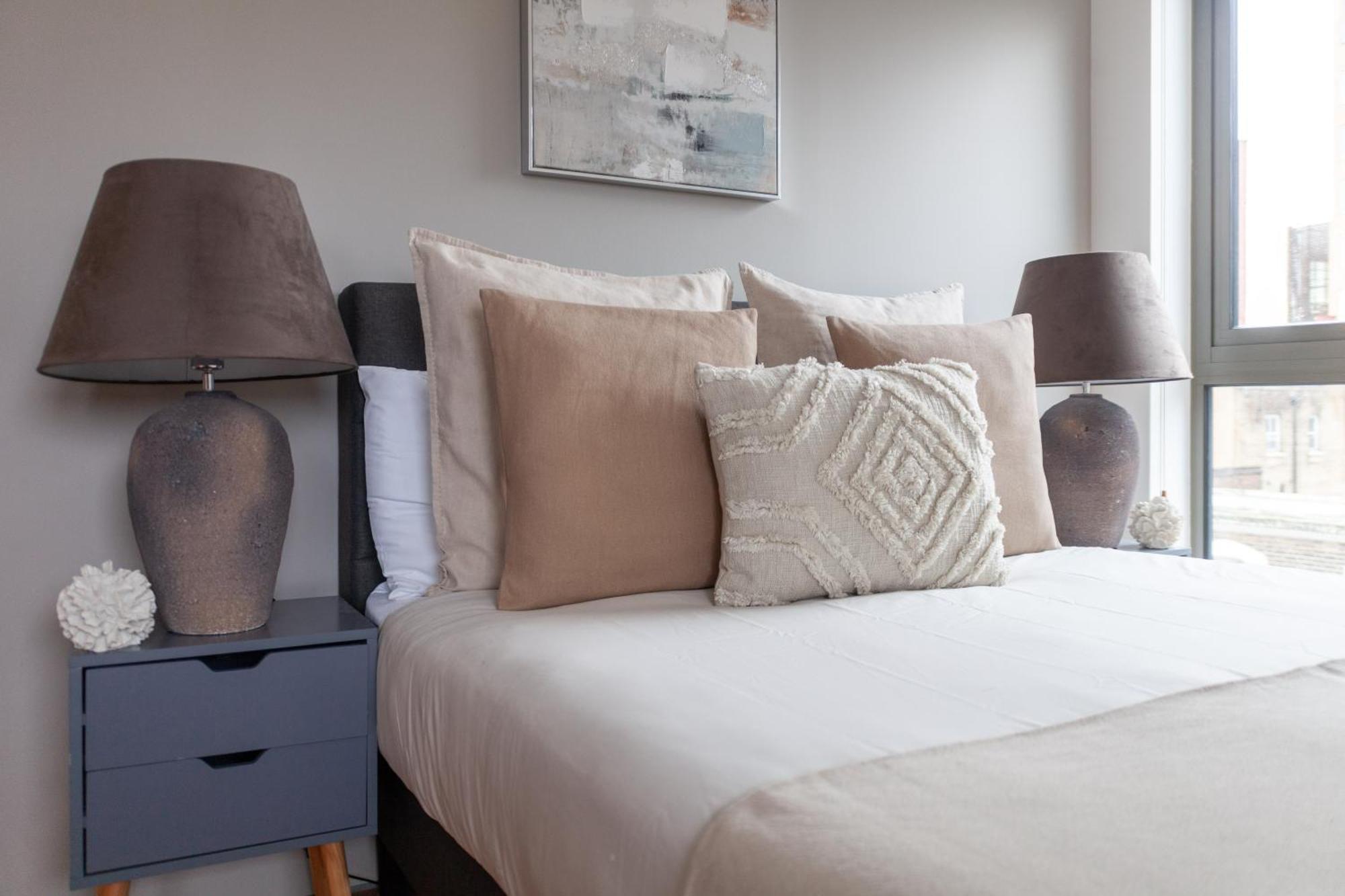 The Haggerston Luxury Collection Apartment Wembley Exterior photo