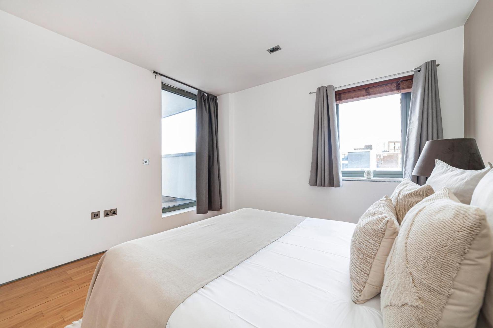 The Haggerston Luxury Collection Apartment Wembley Exterior photo